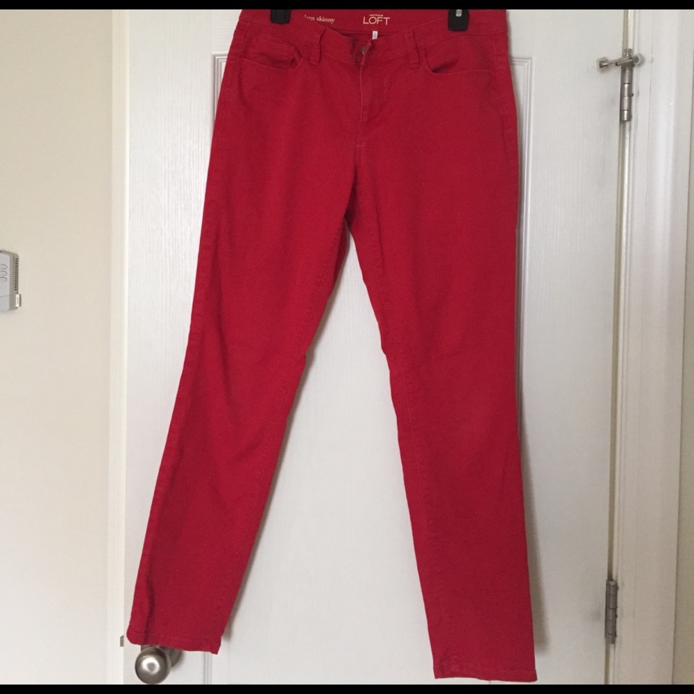 Loft size 30/10 red pants.