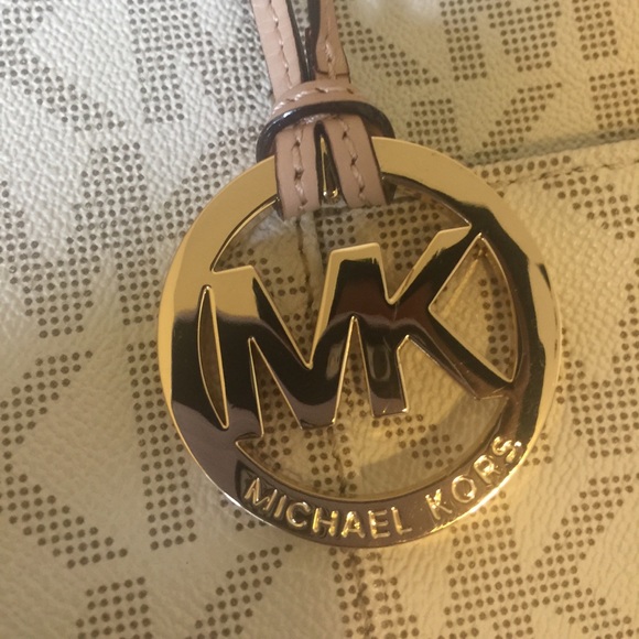 Authentic Mk bag - Picture 7 of 8