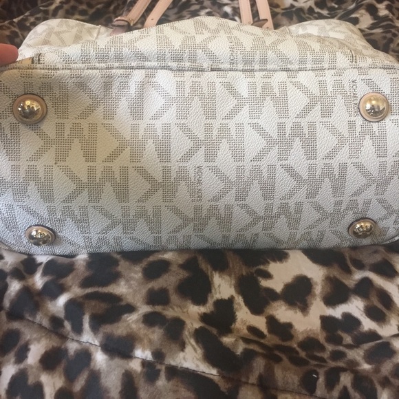 Authentic Mk bag - Picture 4 of 8