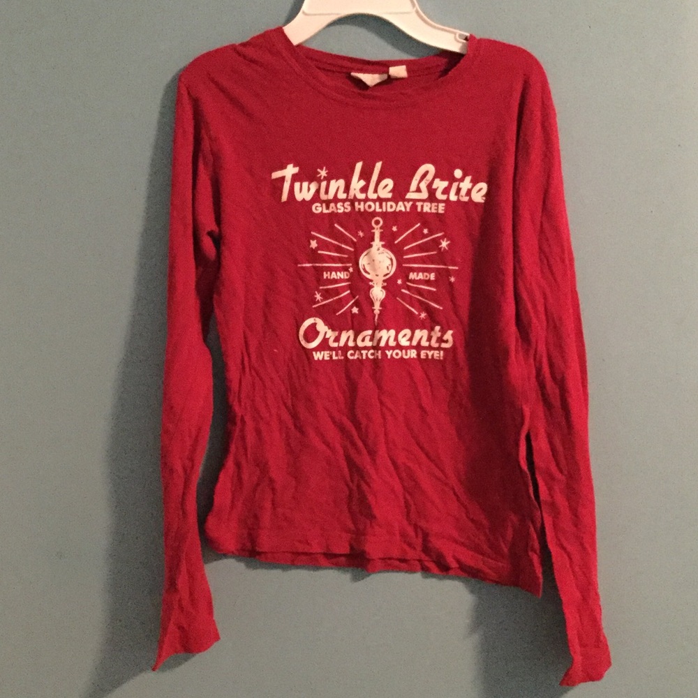 Vintage red ornament shirt