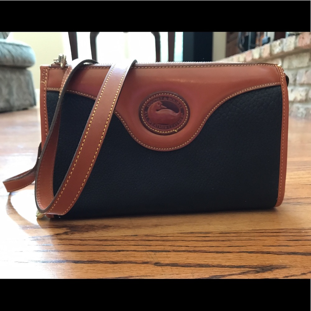 Small Dooney & Bourke cross body