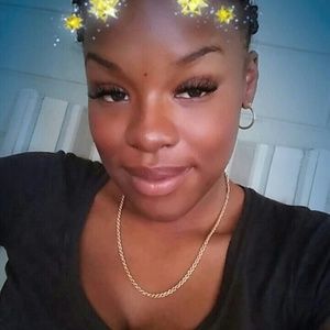 Meet your Posher, Skye