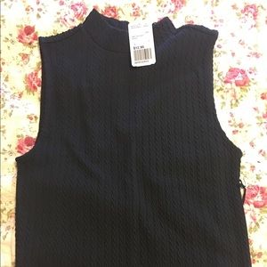 Forever 21 Black high neck sleeve less top