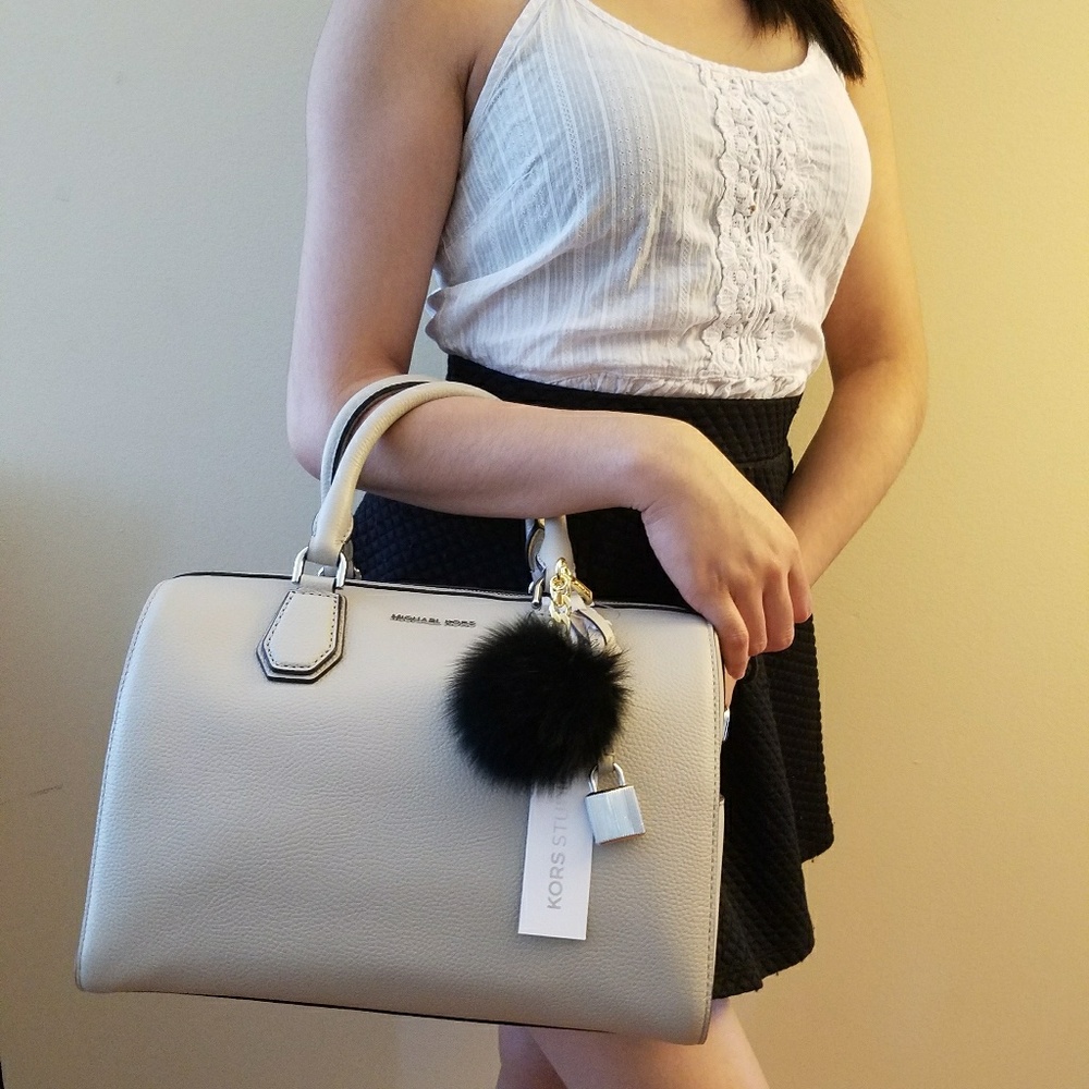 Michael Kors Mercer Medium Duffle Bag
