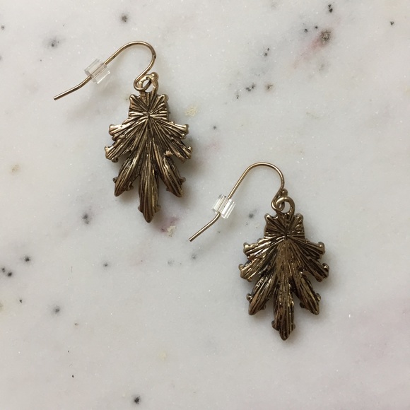 "Millie" Earrings || White Marble & Gem Statement - Picture 4 of 8