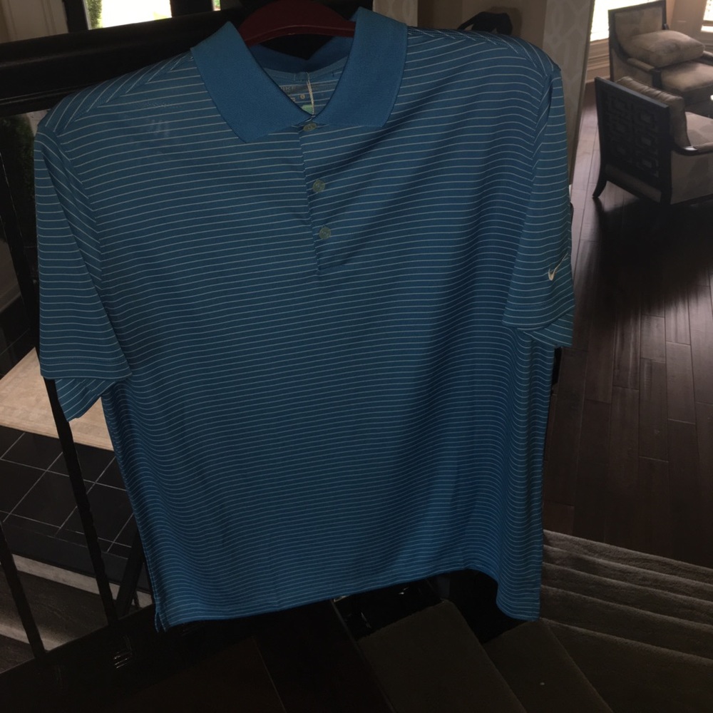 nike golf shirt. great quality. nice material