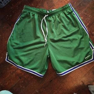 Basketball shorts