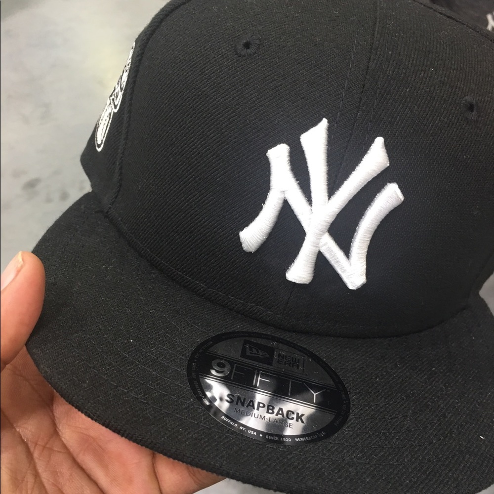 NY Yankees American League snap back