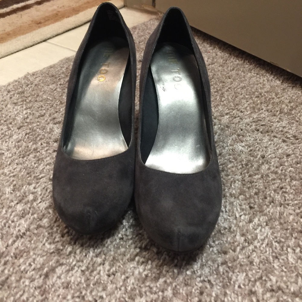 Grey heels