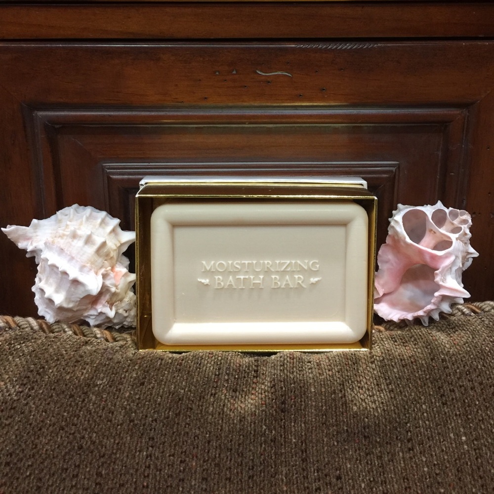 💯ALMOND BIG BAR💯 LIMITED EDITION COLLECTION SUPER BIG TRIPLE MILLED BATH BAR . - Picture 2 of 4
