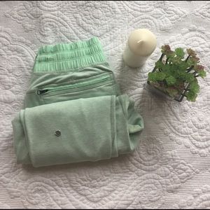 LULULEMON JOGGERS - Mint Green