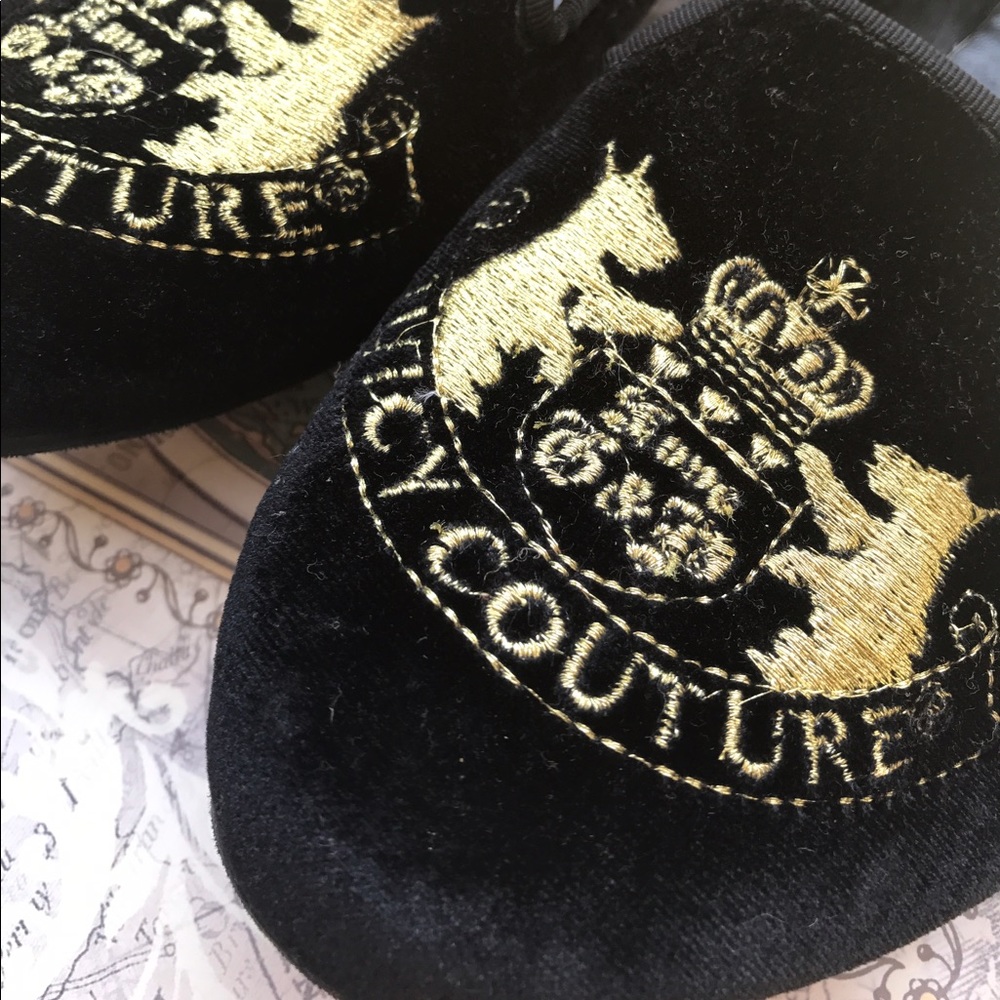 Juicy Couture Authentic black flats