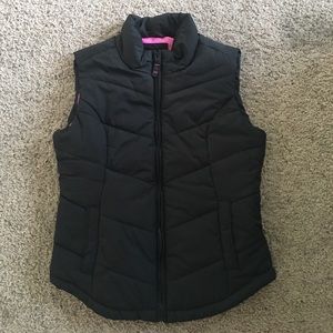 Black puffer vest