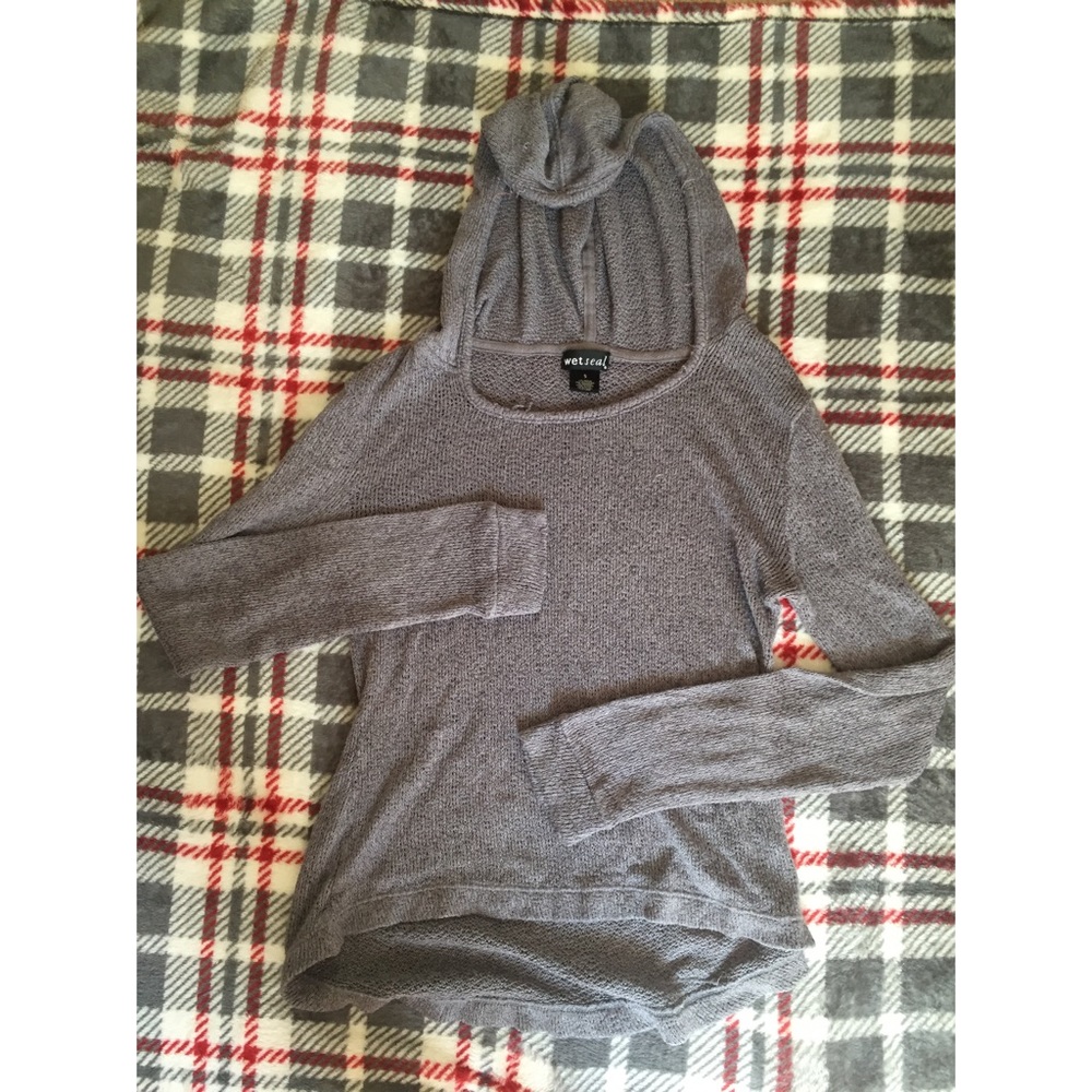 knitted hoodie.