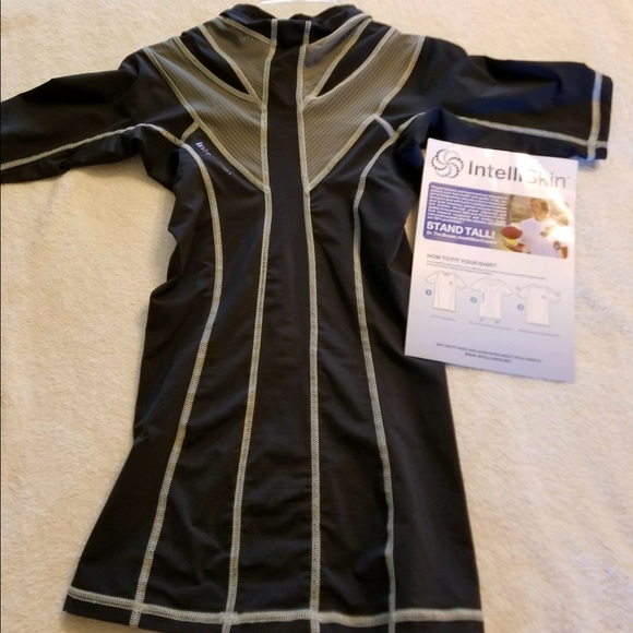 Intelliskin posture and performance shirt - Picture 2 of 3