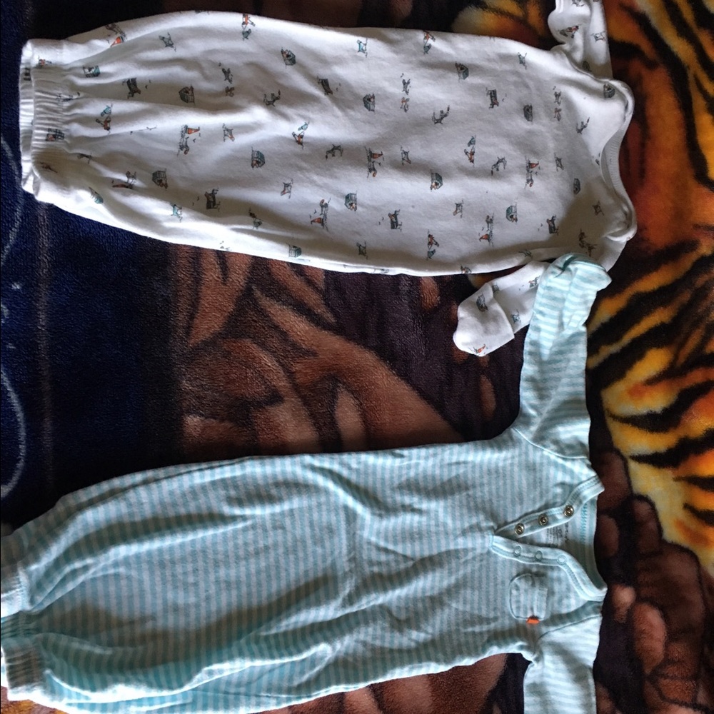 Newborn sleeping gowns