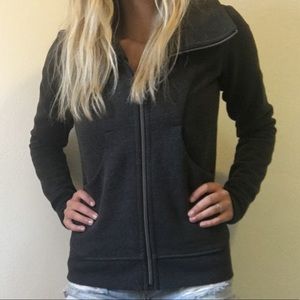 LULULEMON🛍SALE cozy gray asymmetrical zip sweater