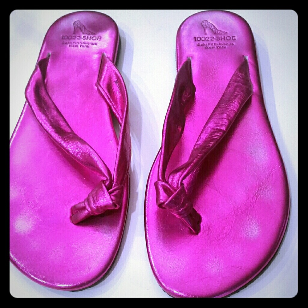 Shiny vacation flip flops.
