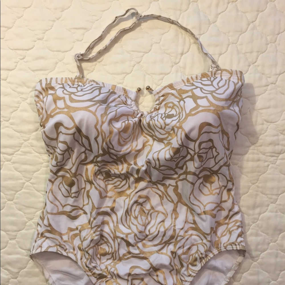 Newport News swimsuit
