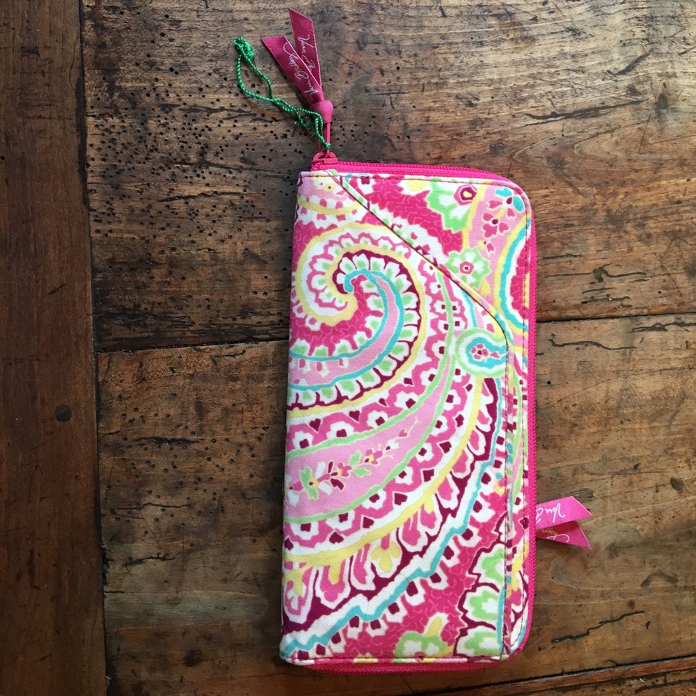 Vera Bradley travel wallet