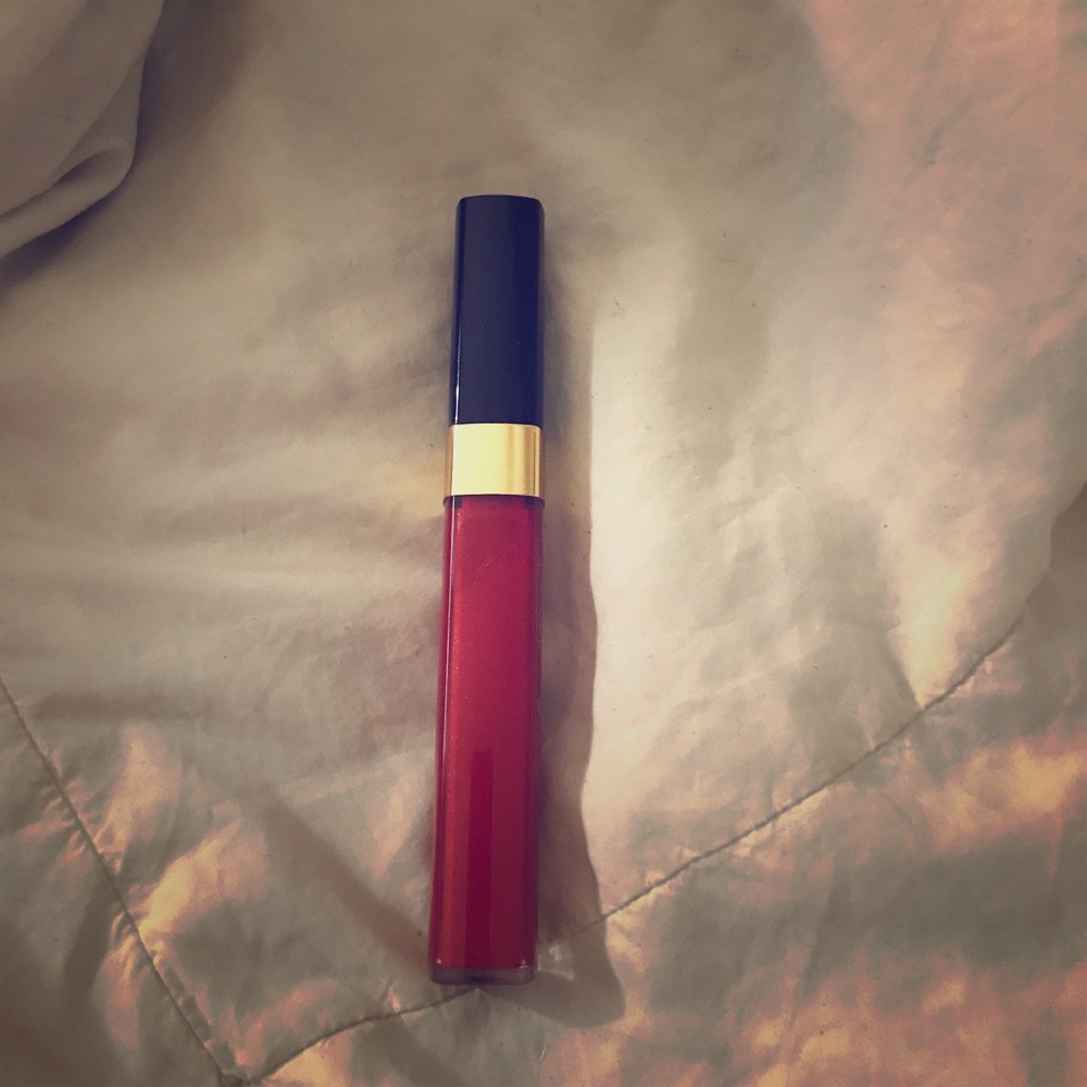 Chanel lip gloss chene rouge