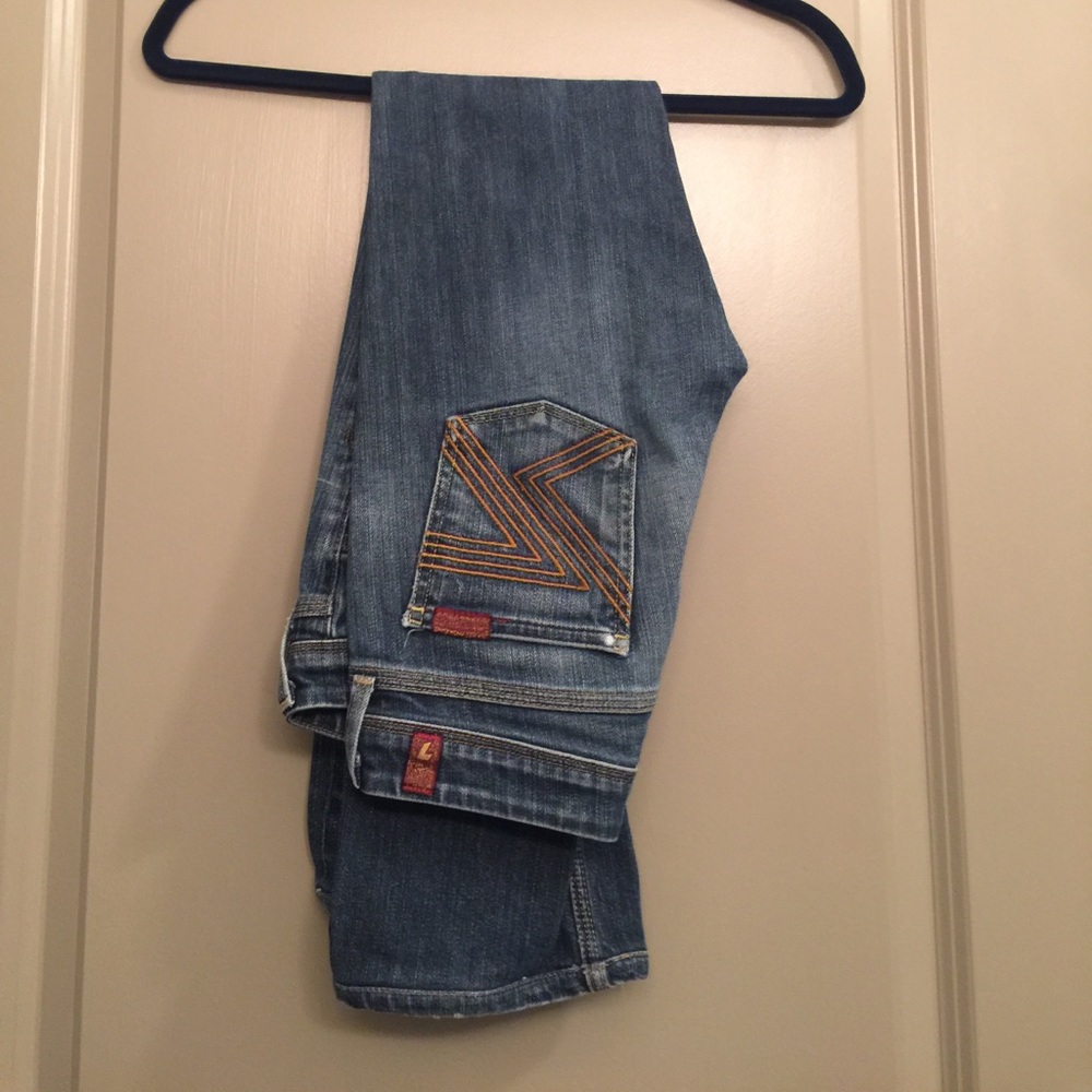 Jeans