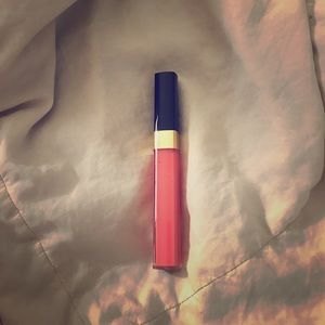 Chanel lip gloss murmure