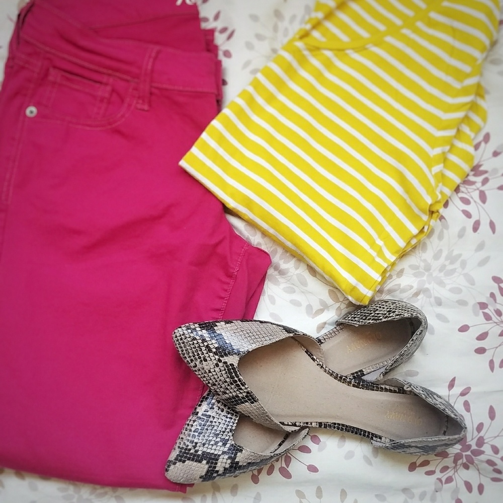 🎉🎊🎀HP🎀🎊🎉Old Navy Faux Snake Skin Flats