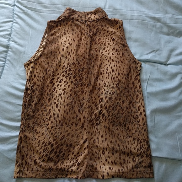 Liz Claiborne Collection Cheetah Blouse - Picture 3 of 4