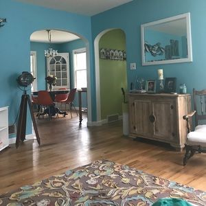 Meet your Posher, Mickey