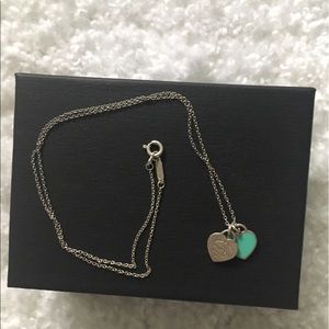 Tiffany & Co, Double Heart Necklace