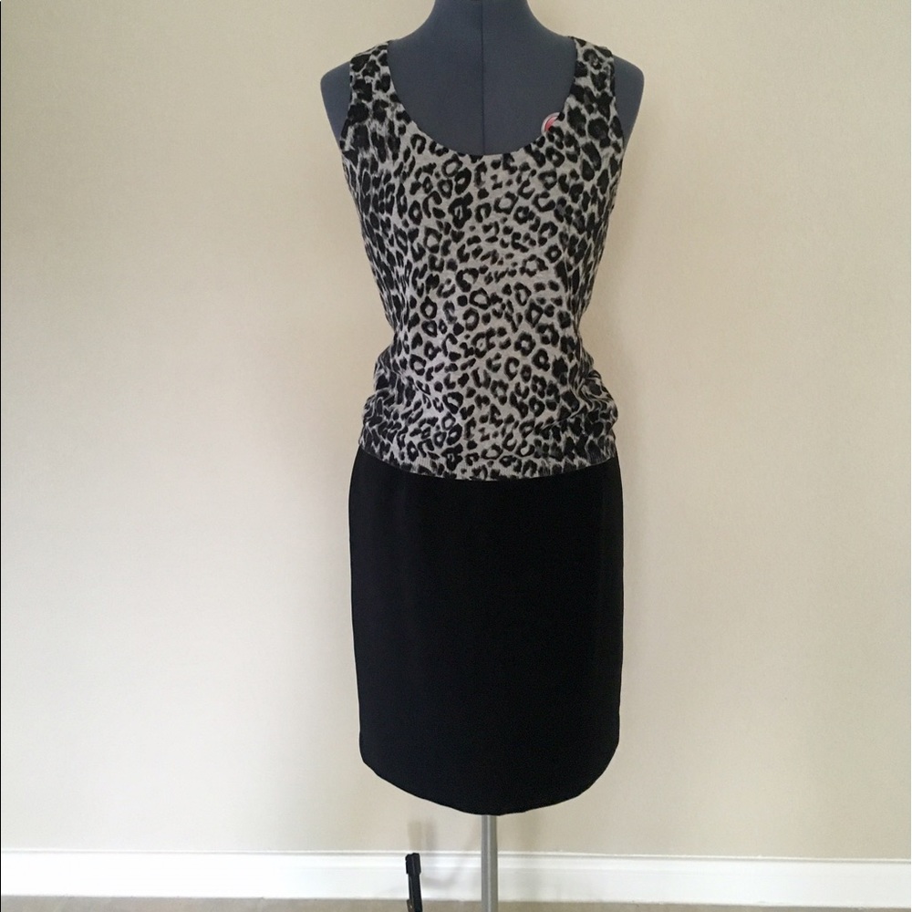 New York & Company sweater top