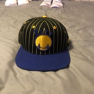 🔻SALE🔻GOLDEN STATE WARRIORS HAT LIKE NEW!