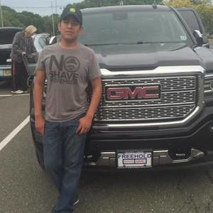 Meet your Posher, Donato