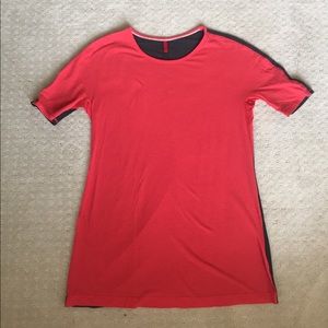 Lululemon Devotion Short sleeve shirt size 10