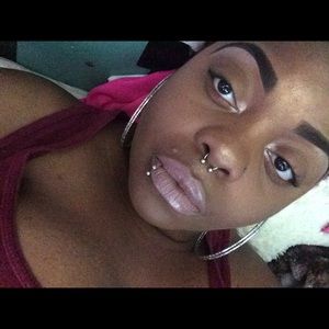 Meet your Posher, Tashanta