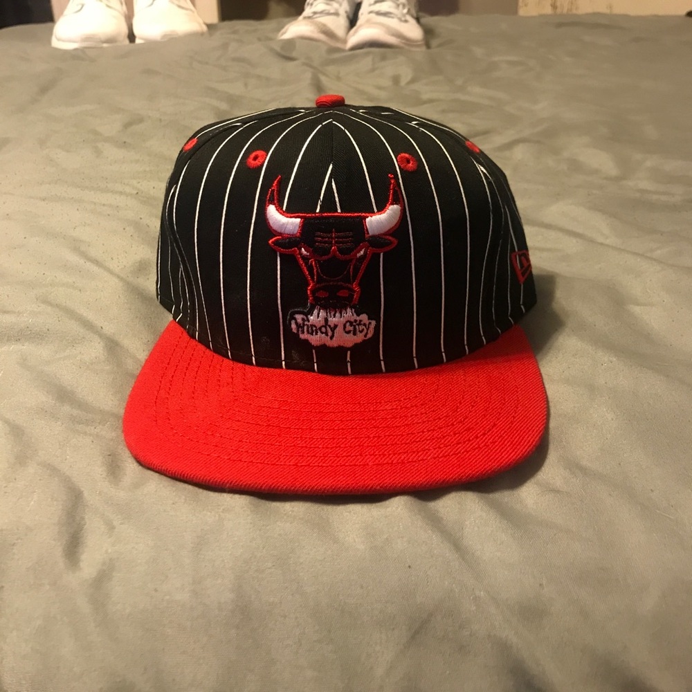 🔻SALE🔻 CHICAGO BULLS HAT JUST LIKE NEW!!!