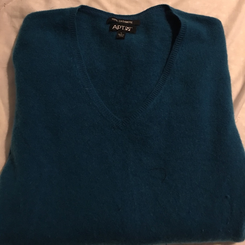 Turquoise cashmere sweater
