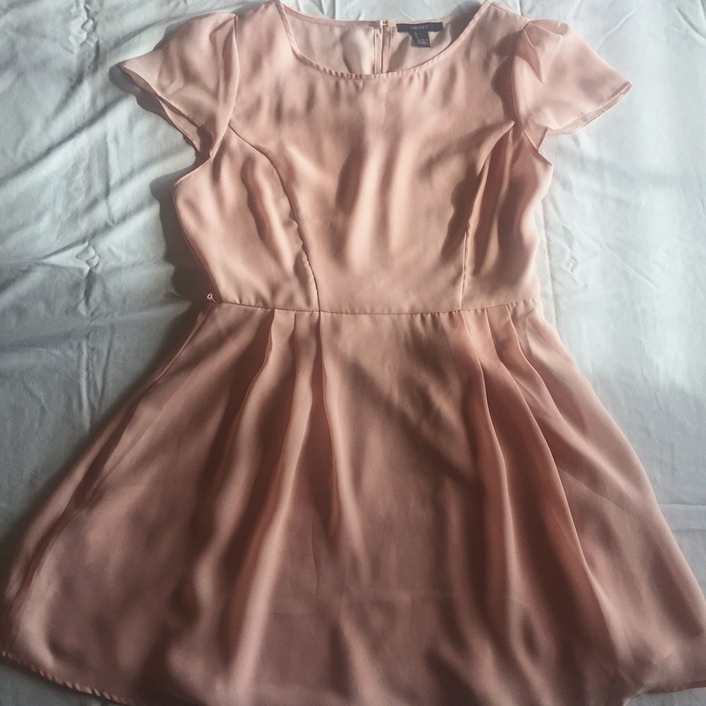 Forever 21 baby pink dress