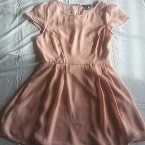 Forever 21 baby pink dress
