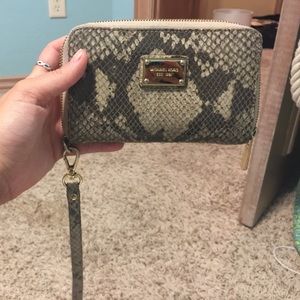 Michael Kors wallet