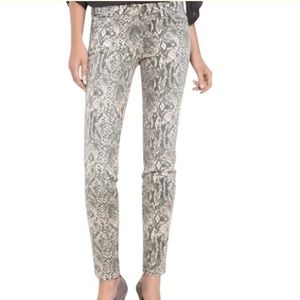 FLASH SALE: Current Elliot boa print skinny jeans