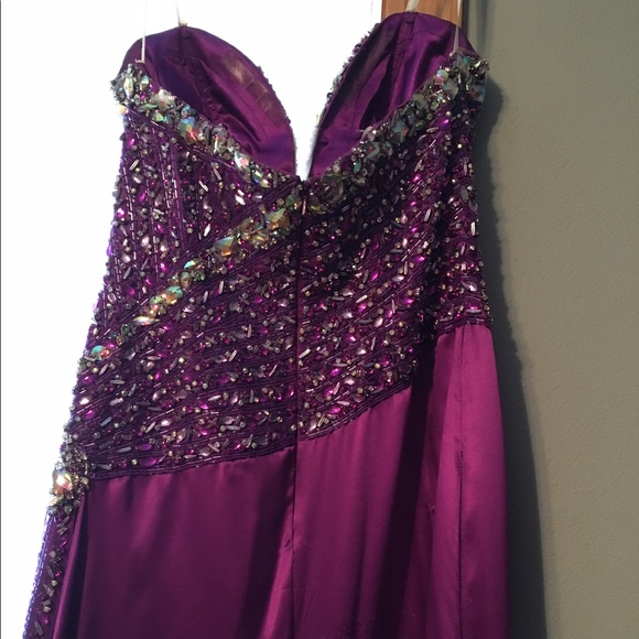 Custom MacDuggal Pageant Gown - Picture 7 of 8