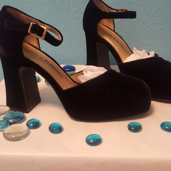 Chinese Laundry Shoes - Chinese Laundry size 7 black shoes