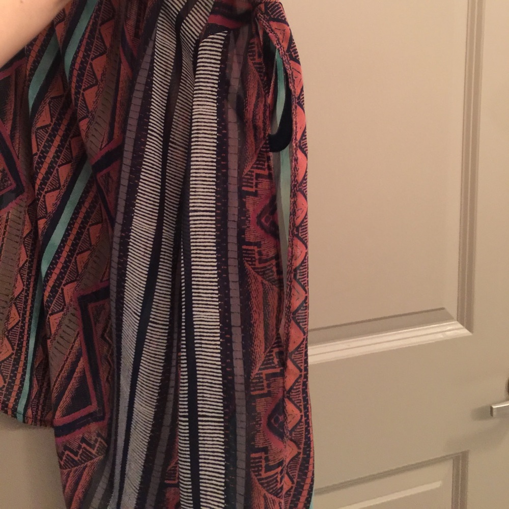 Patterned blouse - Picture 2 of 2