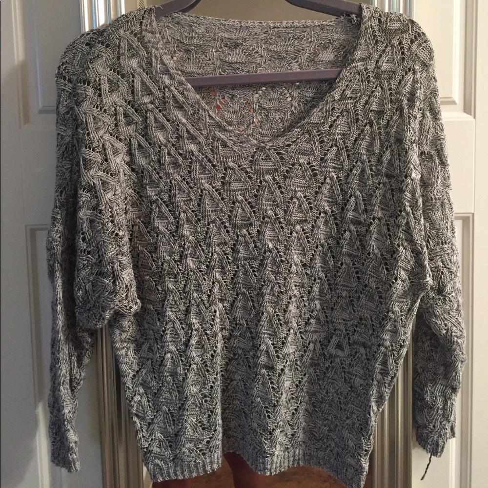 Oversized Knit Gray Sweater Bat Sleeve NWOT