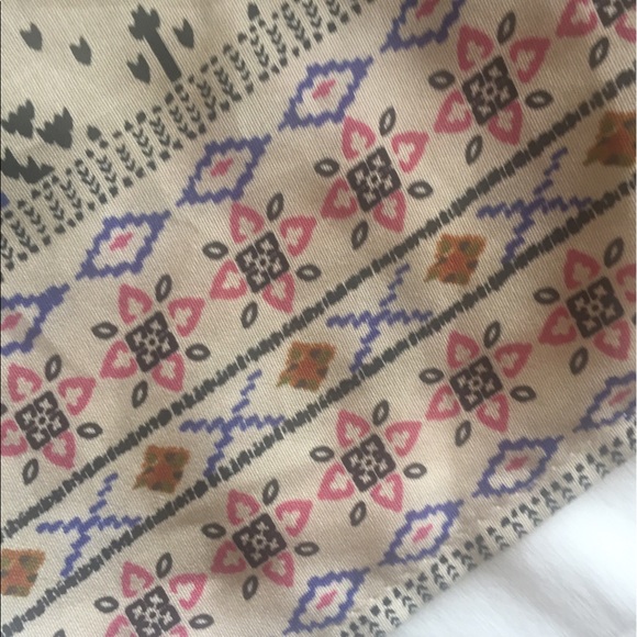 HOST PICK!💕(6/14/17) Patterned halter dress - Picture 3 of 4