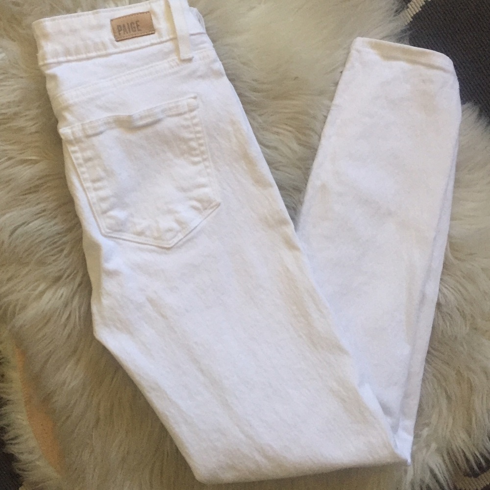 ❗️Price Drop❗️Paige Verdugo Crop -Ultra White jean