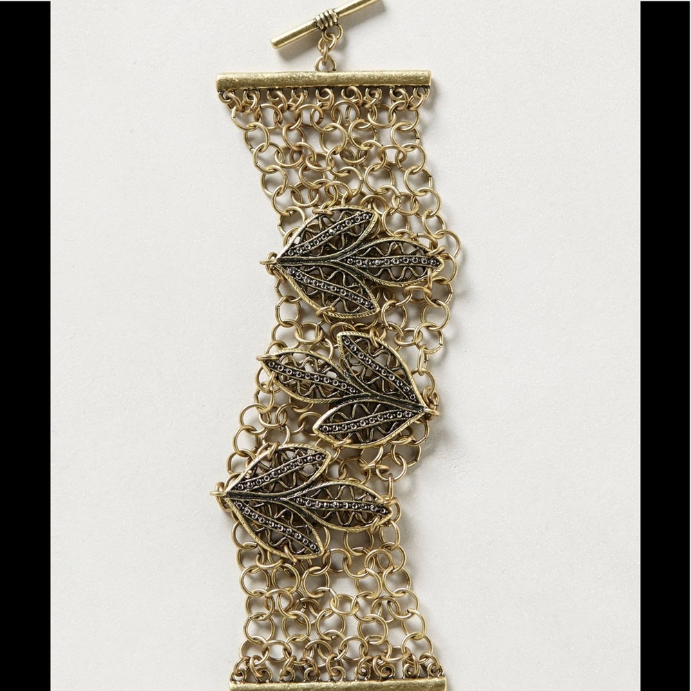 Final! Anthropologie gold leaf bracelet. NWOT