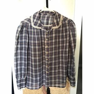 Vintage Plaid Button-up